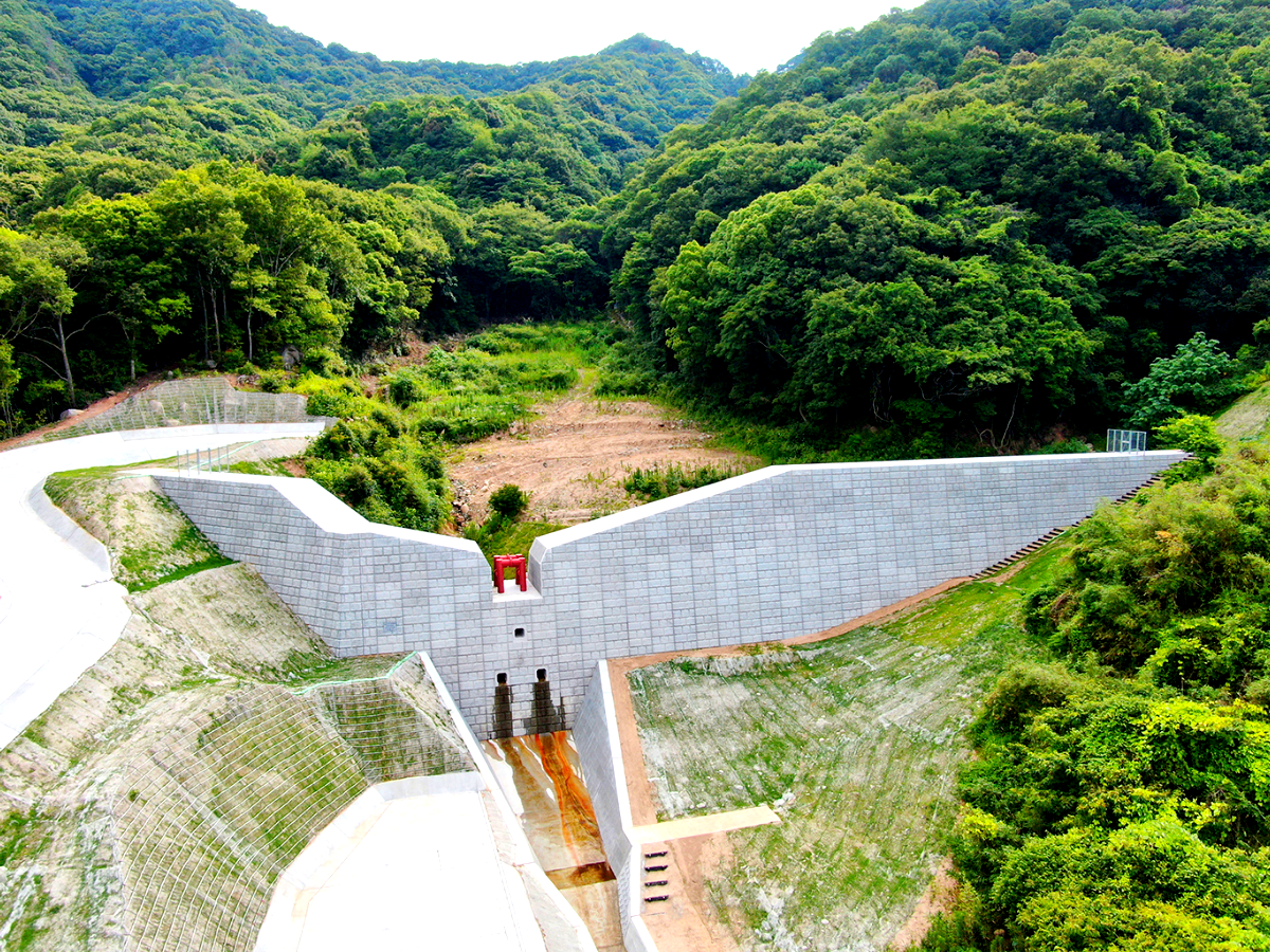 砂防堰堤:使用例写真